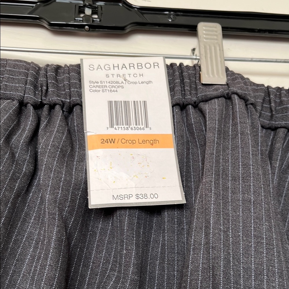 Sag Harbor Gray and White Pinstriped Cropped Pants - Picture 3 of 12